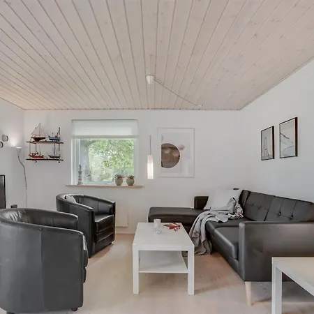 Kerttuli - 800m From The Sea By Interhome